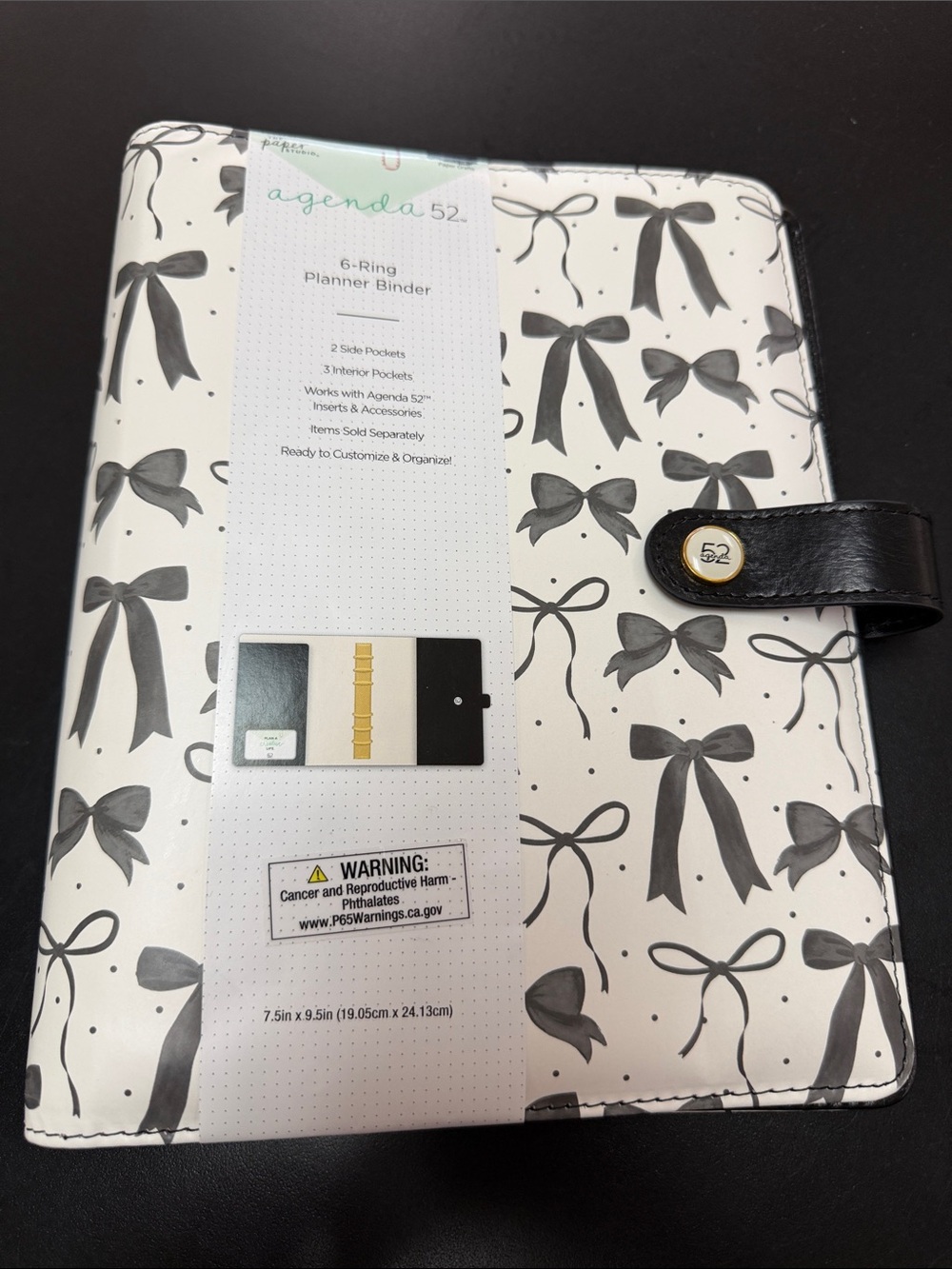 Agenda White Planner Binder with Black Bow Pattern